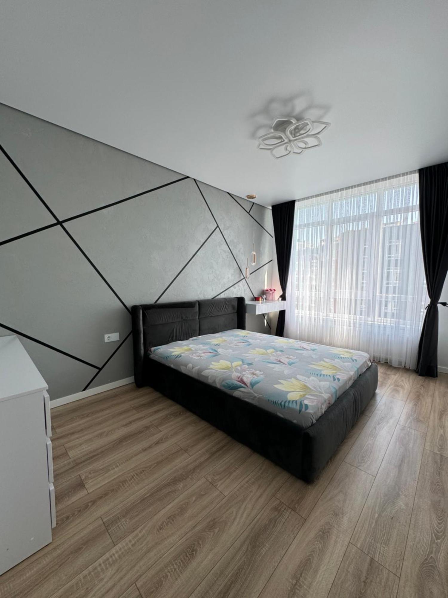 Апартаменти З Виглядом На Місто Leópolis Exterior foto