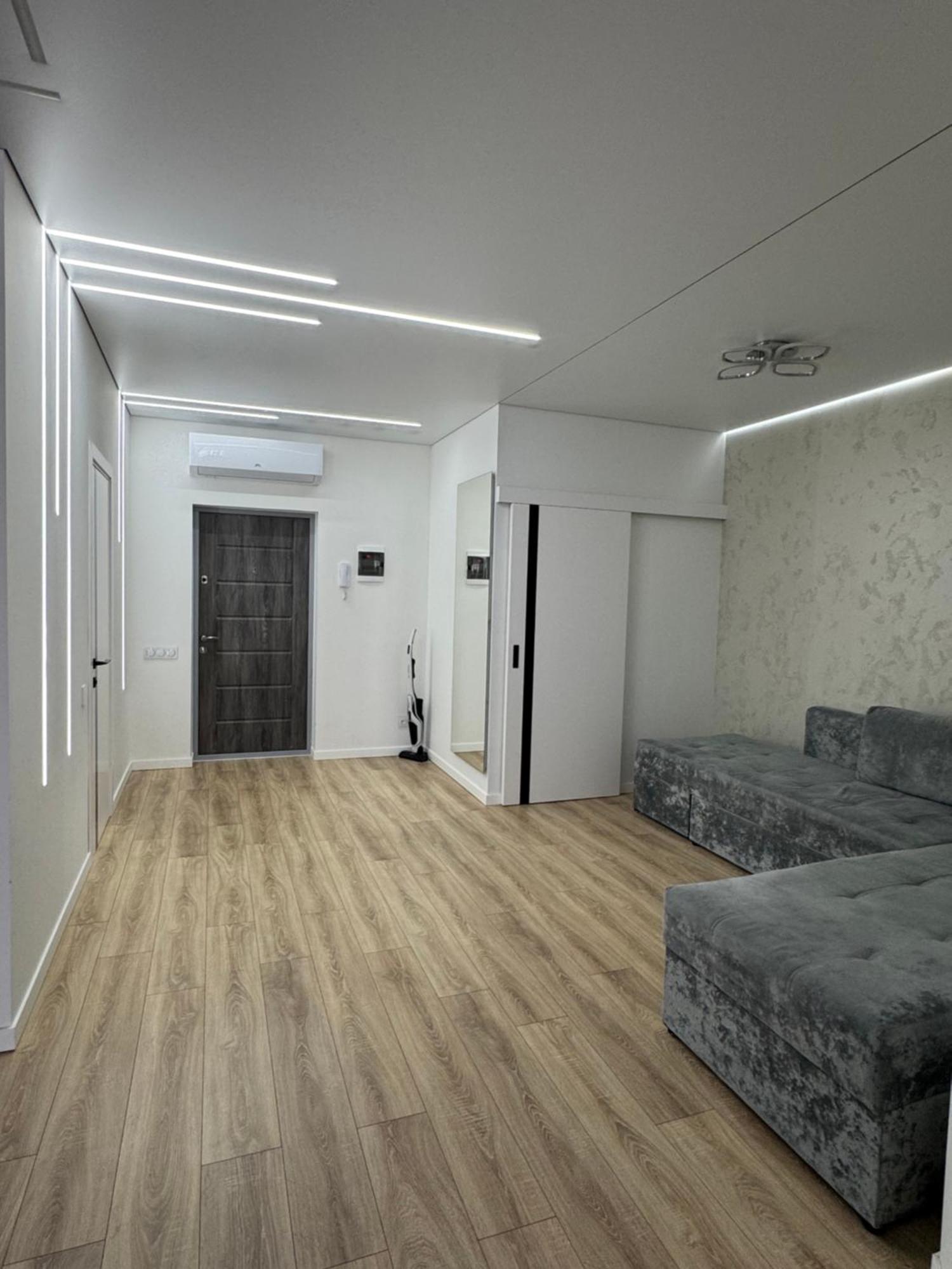 Апартаменти З Виглядом На Місто Leópolis Exterior foto